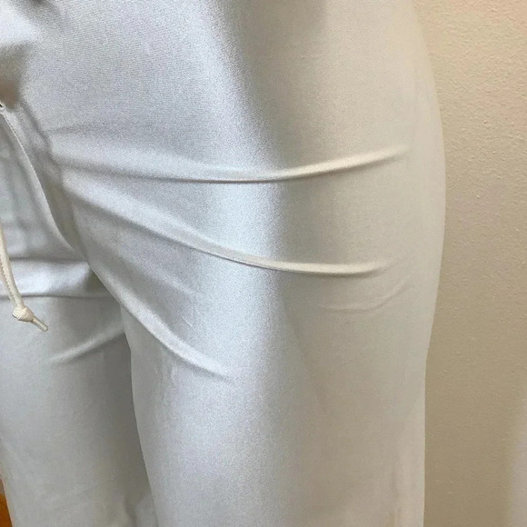 Zuliana Size Medium Wide Leg Waist Tie Pants With Burgundy Crop Top. Made in USA - Picture 3 of 4